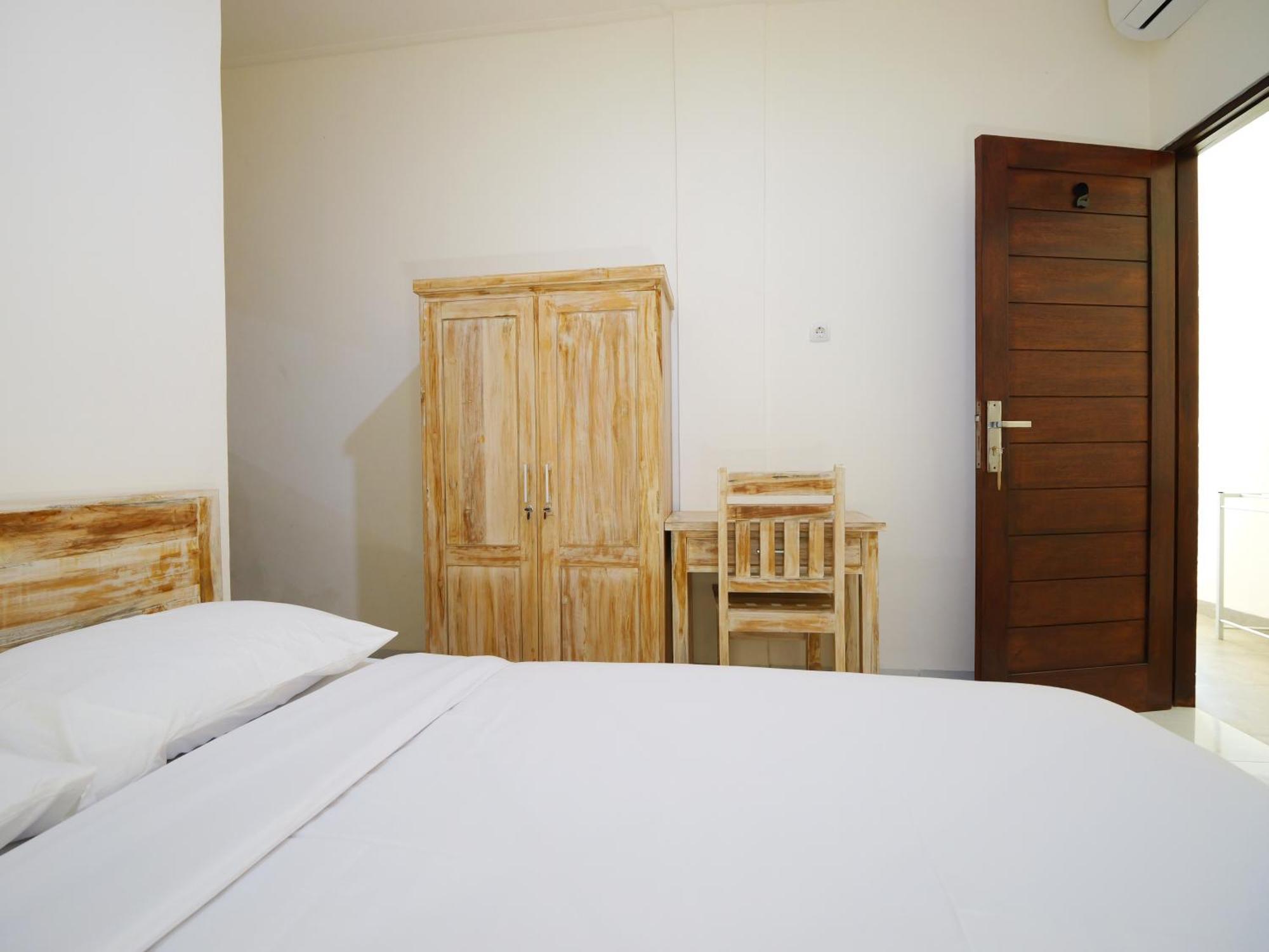 Ken Ken Guest House Семіньяк Екстер'єр фото
