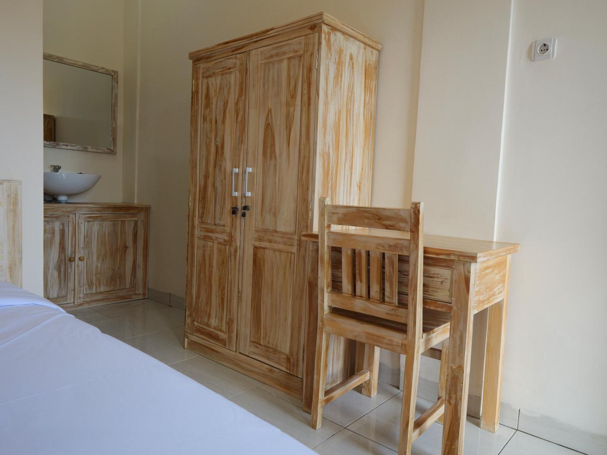 Ken Ken Guest House Семіньяк Екстер'єр фото